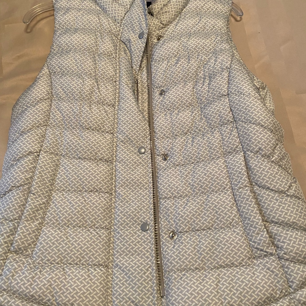 Gap quilted vest
